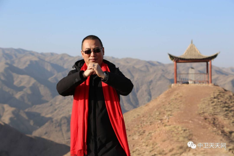 2019年1月1日，5位中衛(wèi)青年企業(yè)家在寺口山上送祝福